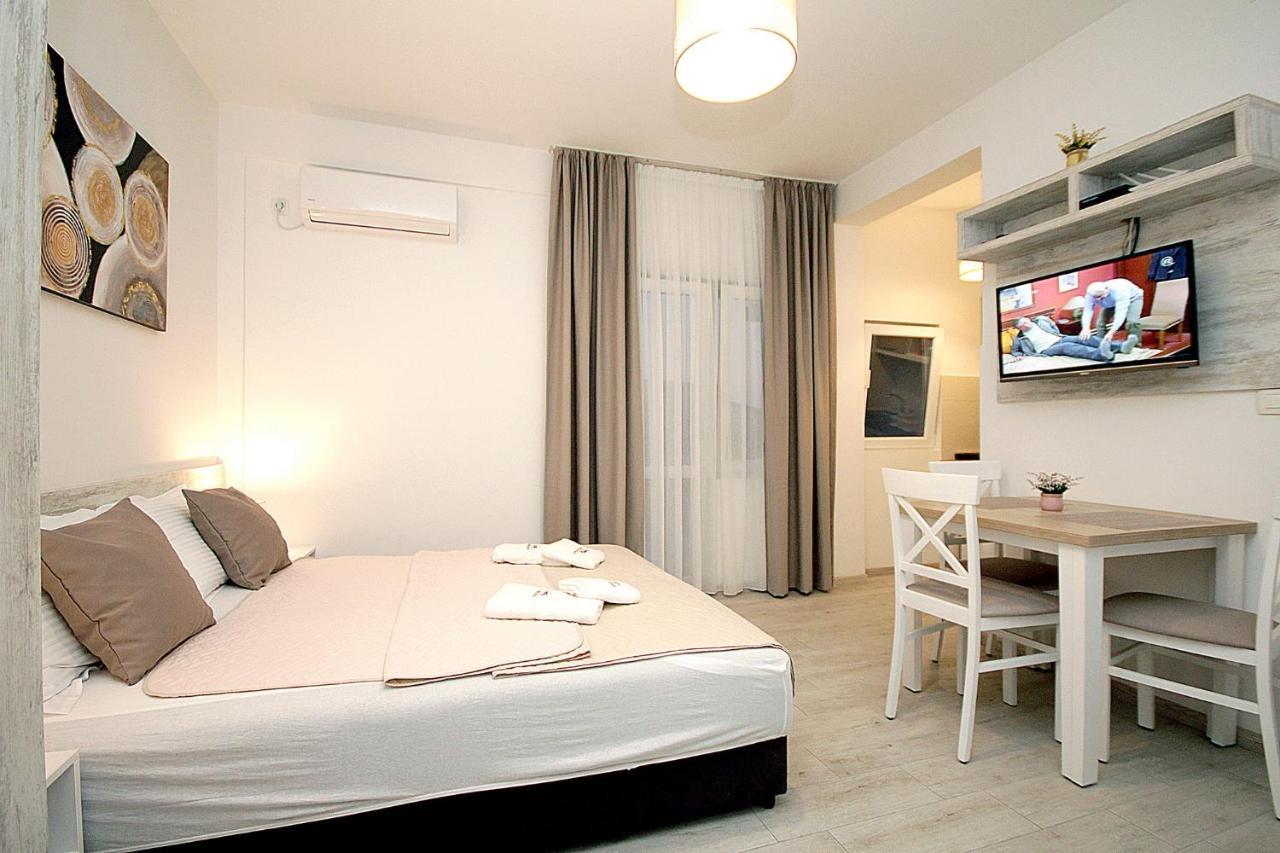 Apartments Saric Bar Exterior photo