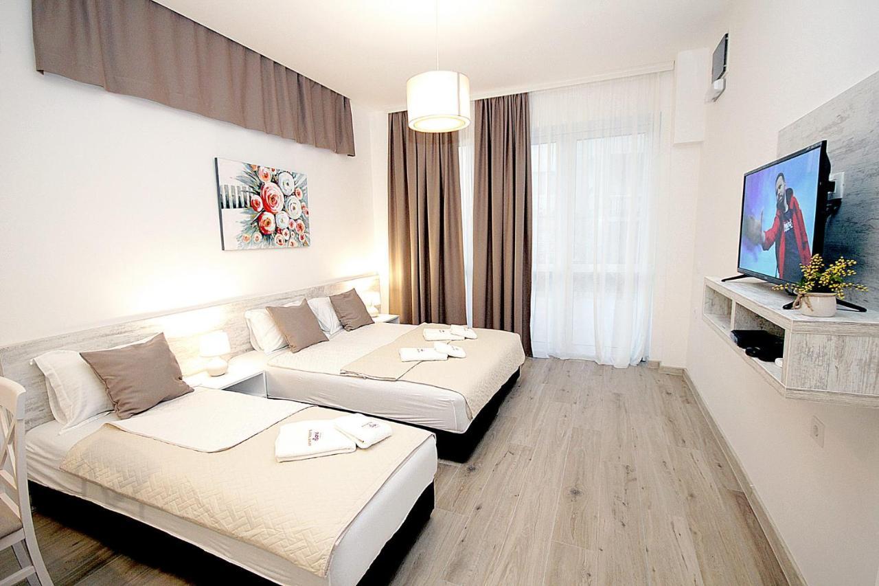 Apartments Saric Bar Exterior photo