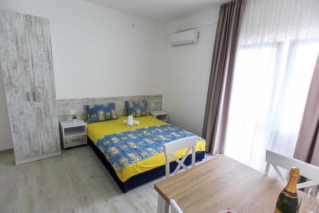 Apartments Saric Bar Exterior photo