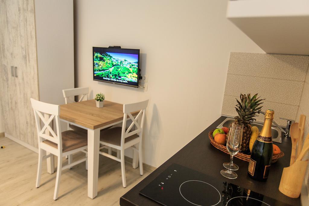 Apartments Saric Bar Exterior photo