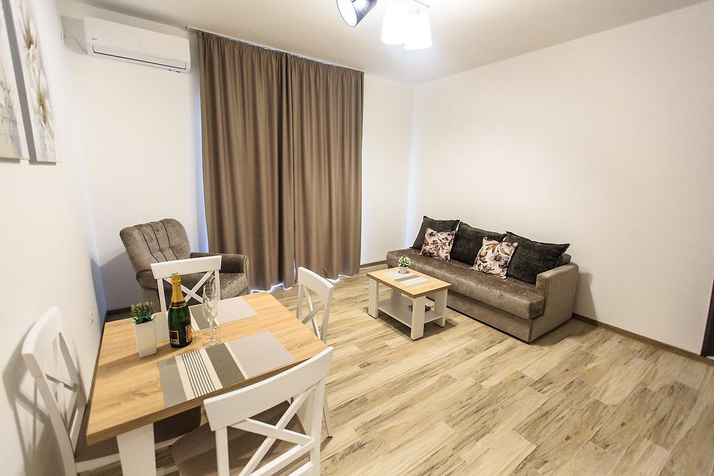 Apartments Saric Bar Exterior photo