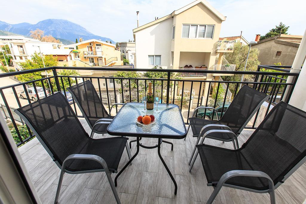 Apartments Saric Bar Exterior photo