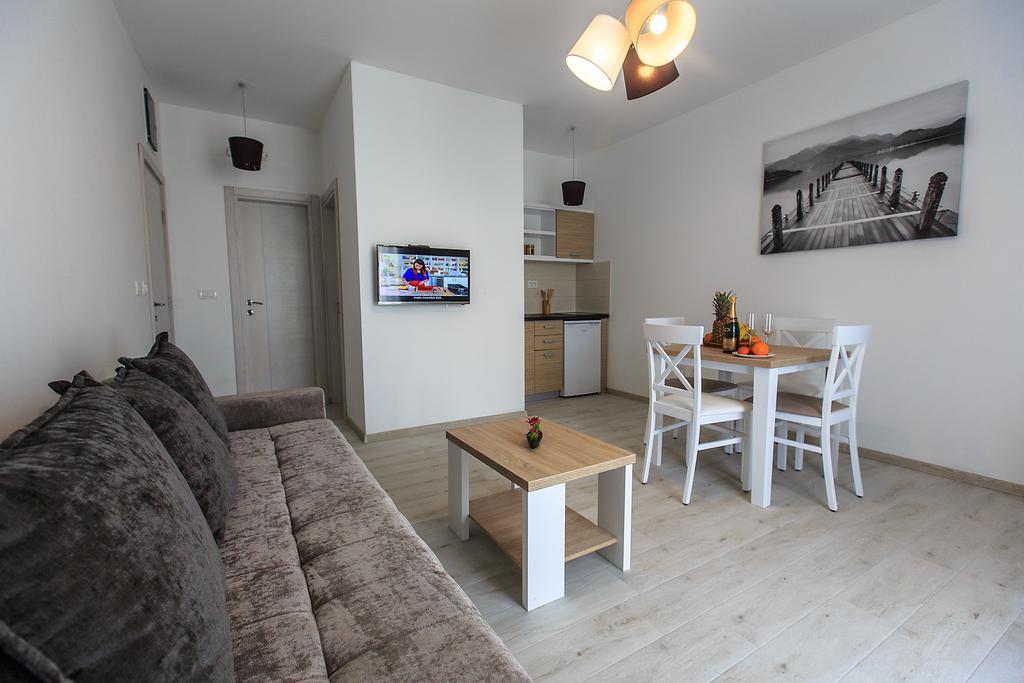 Apartments Saric Bar Exterior photo
