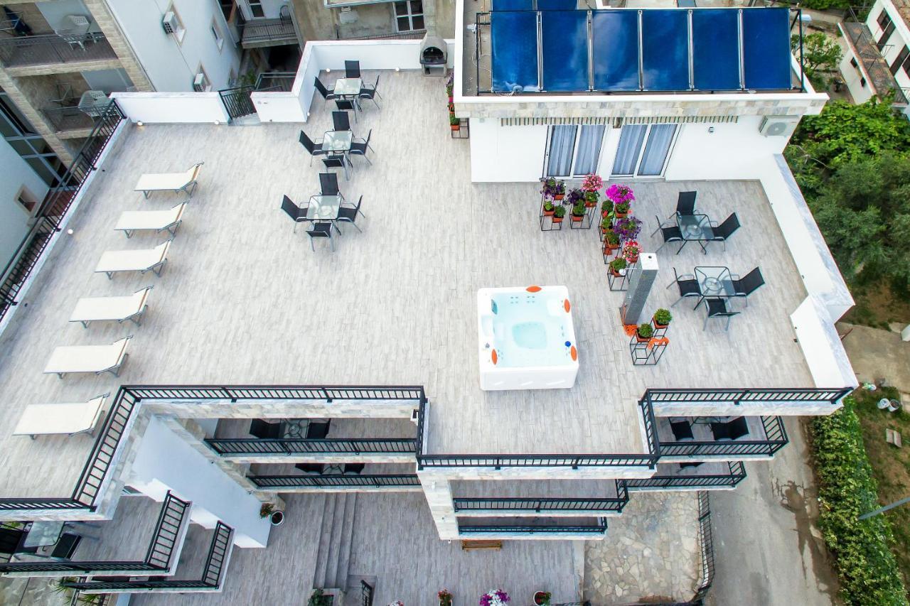 Apartments Saric Bar Exterior photo